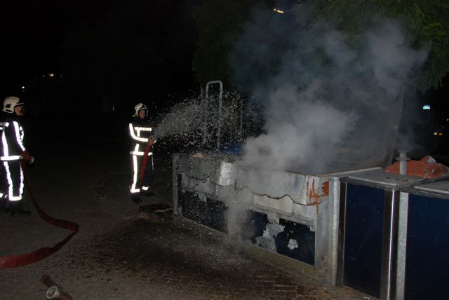 2008/187/20080620 002 Buitenbrand Chr Huygenstraat.jpg